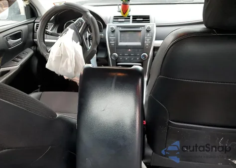 2017 Toyota Camry Le z USA, uszkodzony, nr VIN 4T1BF1FK2HU644296